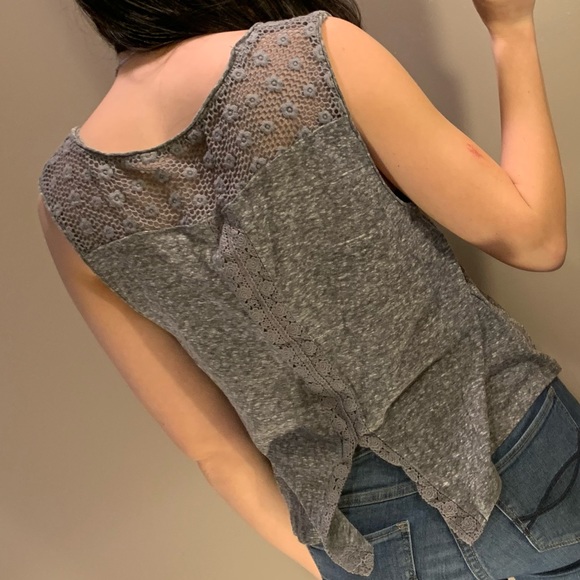MESH DETAIL MUSCLE TANK - Picture 2 of 6